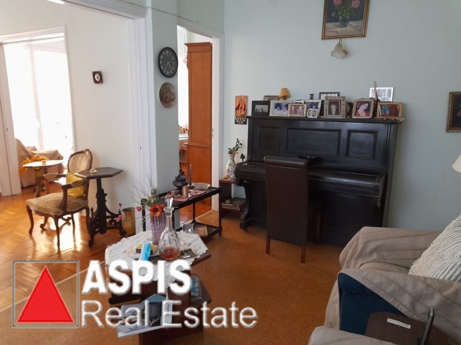 (For Sale) Residential Floor Apartment || Athens North/Psychiko - 133 Sq.m, 2 Bedrooms, 550.000€ 