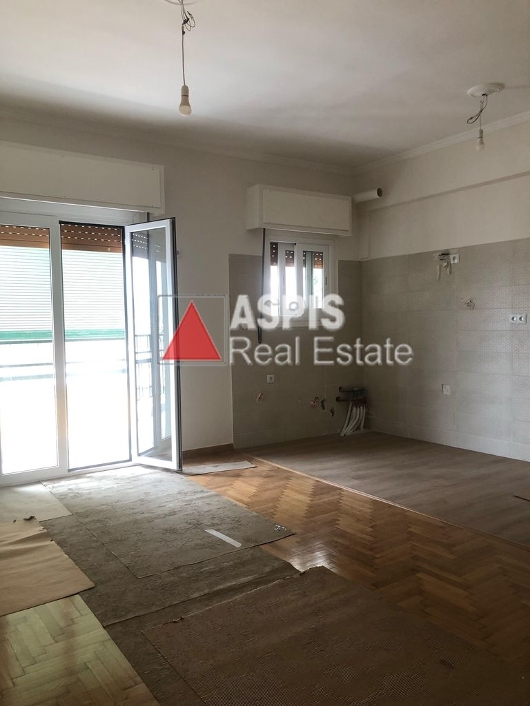 (For Sale) Residential Apartment || Athens Center/Athens - 72 Sq.m, 2 Bedrooms, 140.000€ 